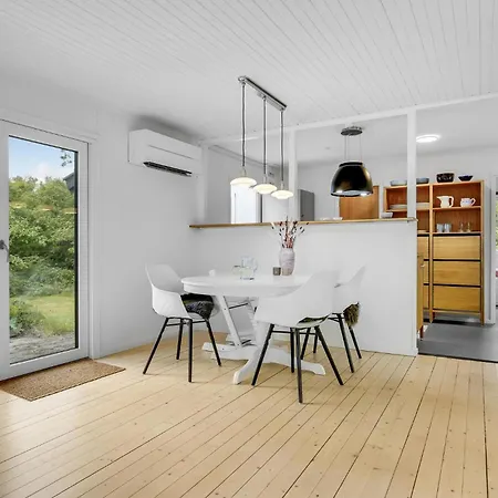 2 Bedroom Gorgeous In