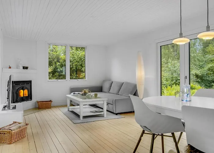 2 Bedroom Cozy In Сasa de vacaciones