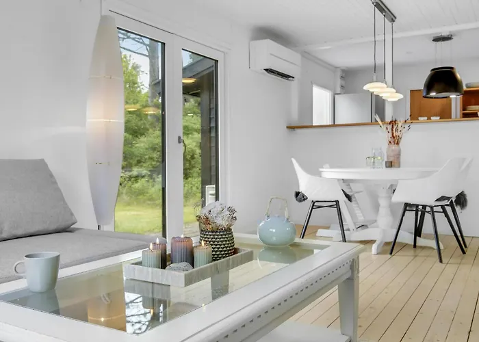 Сasa de vacaciones 2 Bedroom Cozy In